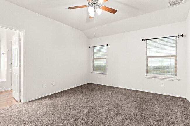Building Photo - 3033 Wigeon Wy