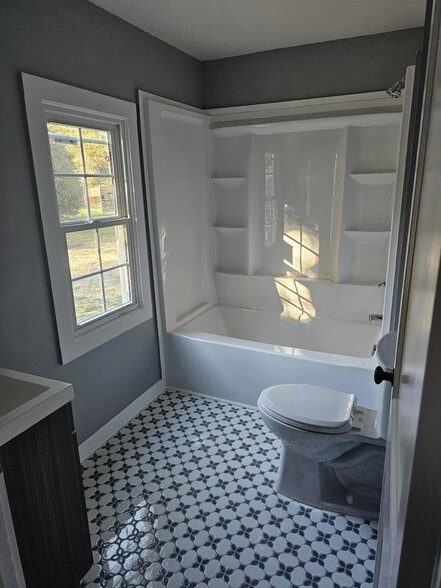 Building Photo - 761 Circle Dr