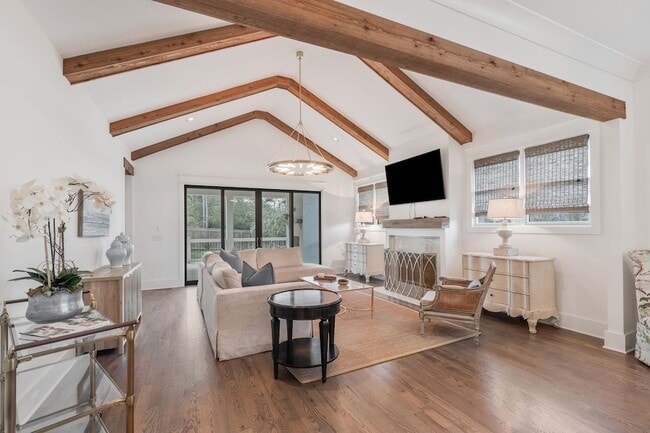 Building Photo - 59 Brookwood Terrace