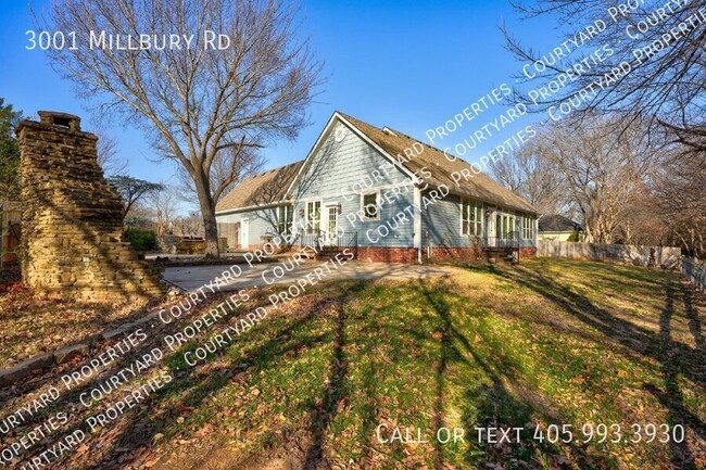 Building Photo - **Charming Cape Cod Home for Lease in the ...