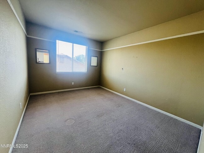 Building Photo - 513 Cypress Point Dr