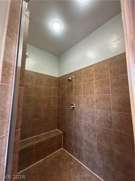 Building Photo - 8225 Broad Peak Dr