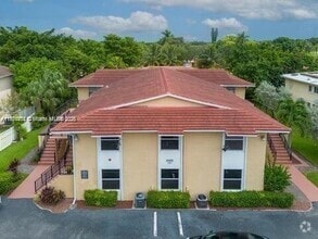 Building Photo - 8303 W Sample Rd