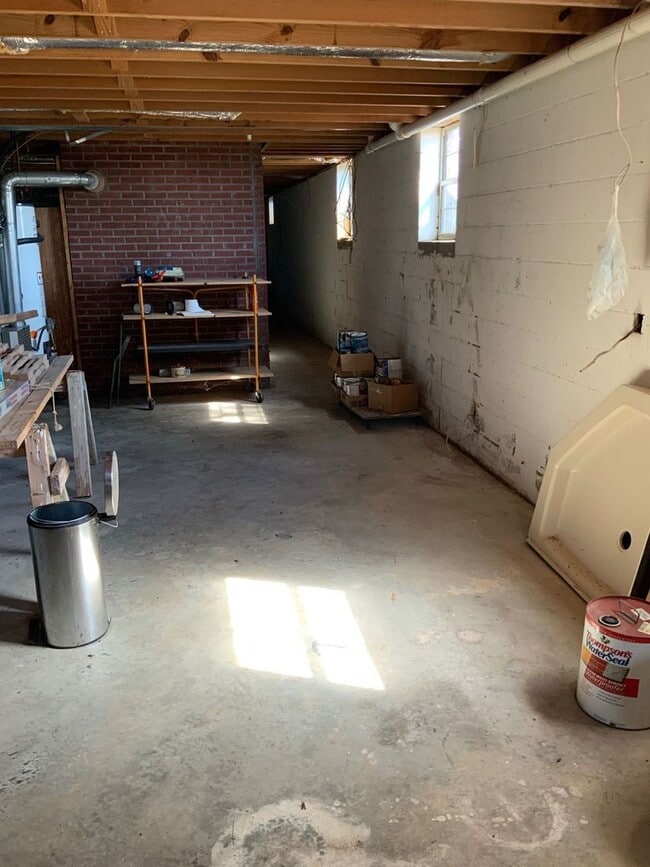 Building Photo - 971 Manningham Rd