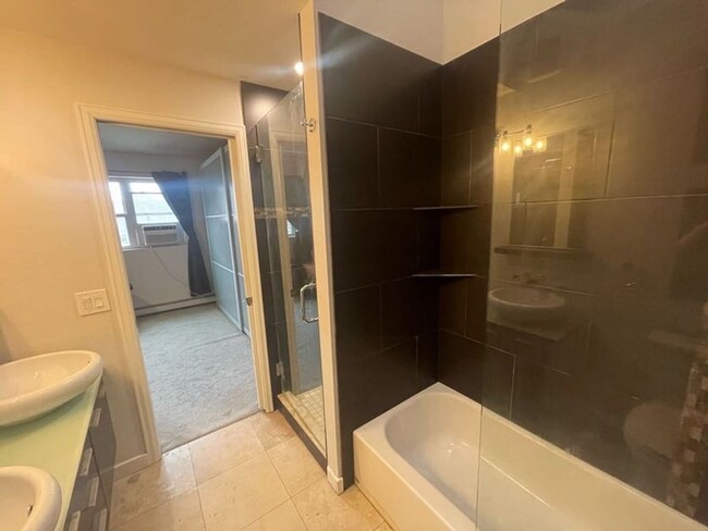 Building Photo - LOCATION LOCATION!! Contemporary & Updated...
