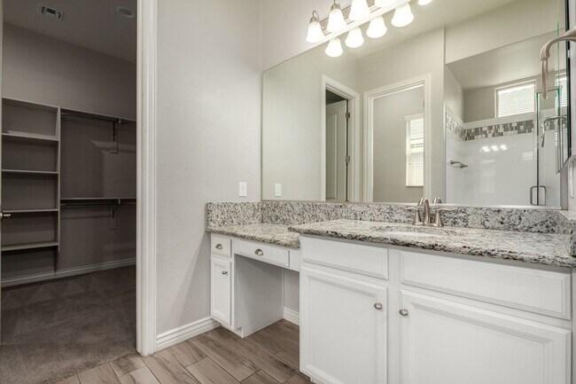 Building Photo - 20273 E Raven Dr