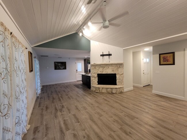 Building Photo - Vero Beach Rentals. Vero Beach Homes For Rent. Vero Beach Rent, LLC and Property Management Company