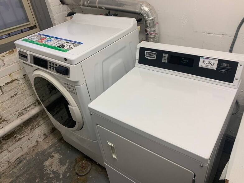 Building Photo - 8 Ransom Rd