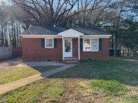 Building Photo - Available to Show