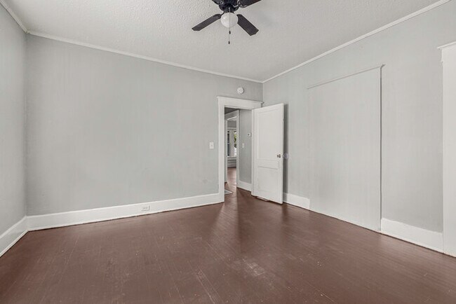 Building Photo - 4308 Terrace S