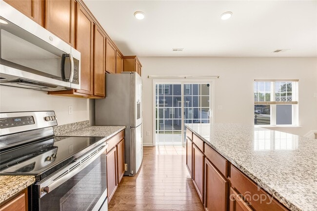 Building Photo - 15235 Wrights Crossing Dr