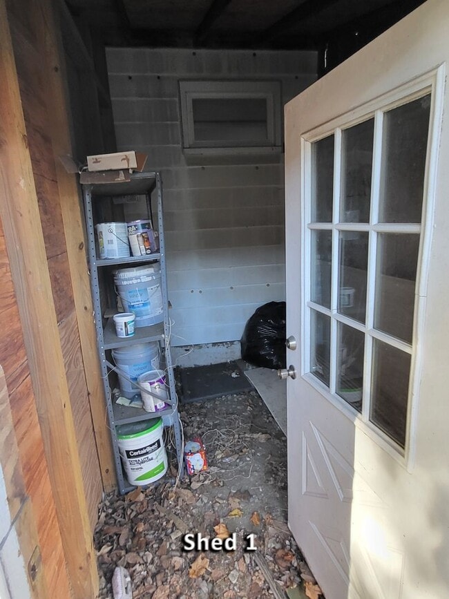 Building Photo - 3 Bedroom 2 Bath Home for Rent!