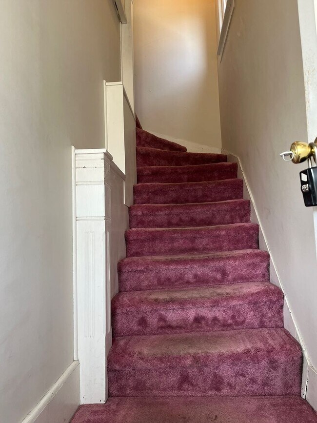 Building Photo - djb304