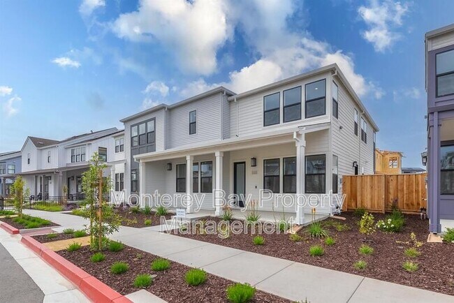 Building Photo - 111 Sea Shell Ave
