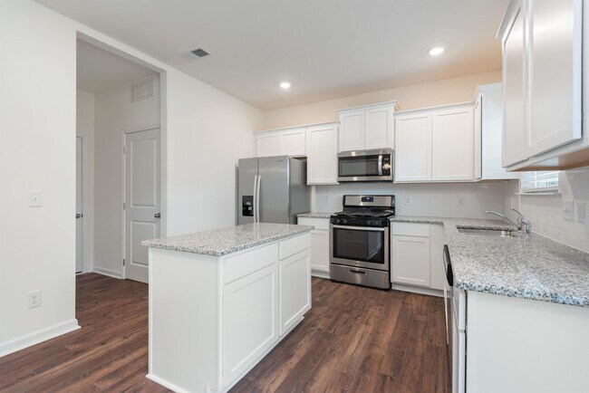 Building Photo - 4734 Willow Bluff Cir