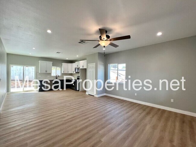 Building Photo - 10152 Cook Ave