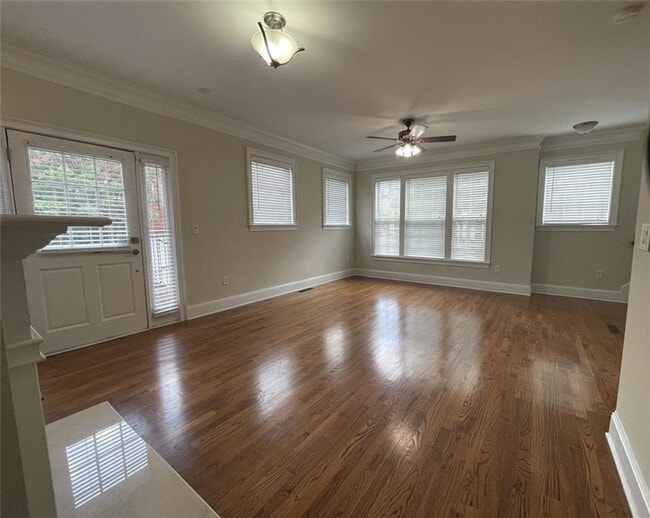 Building Photo - 1292 Ashford Creek Way NE