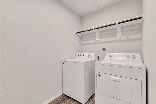 Building Photo - 16891 Pink Wintergreen Dr