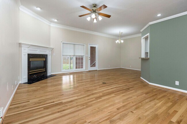 Building Photo - 10005 Brighton Springs Ct