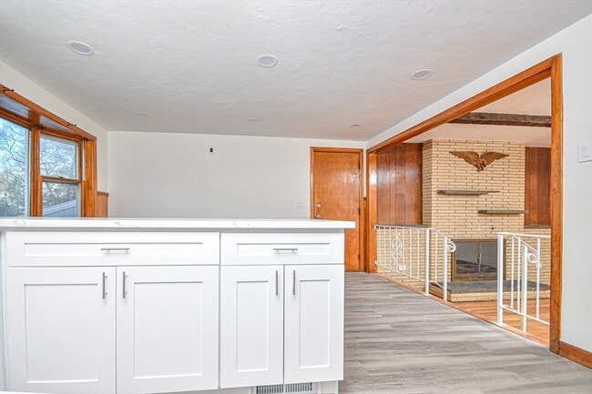 Building Photo - 43 Miller Ave