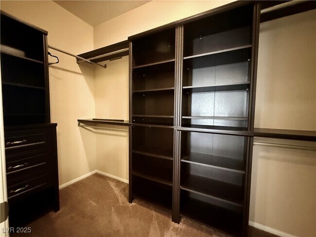 Building Photo - 5369 Alden Glen Dr