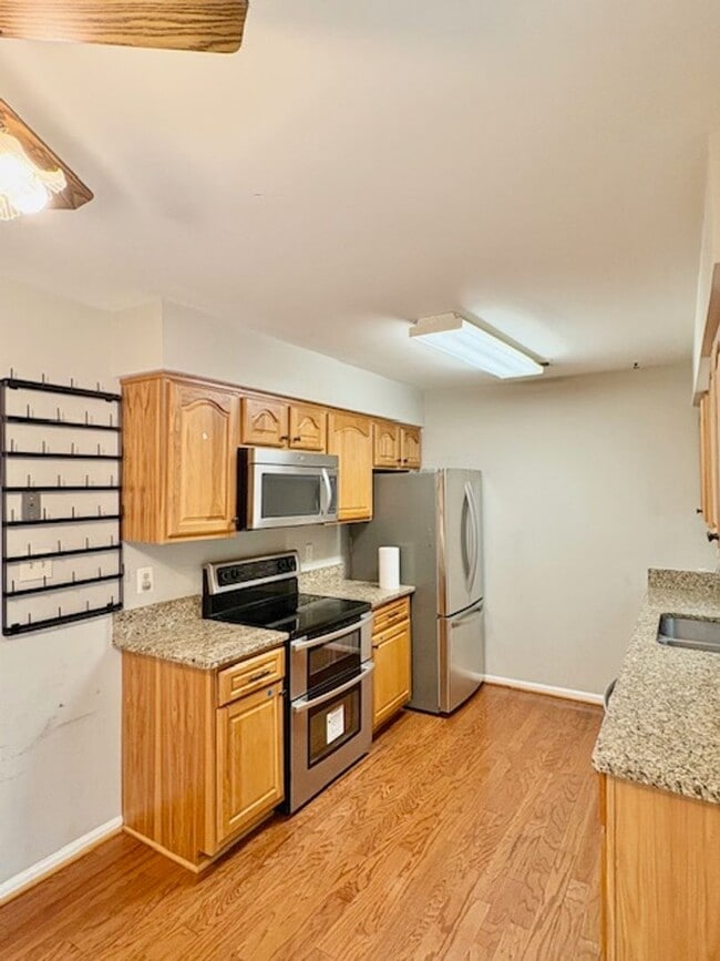 Building Photo - 13822 Grey Colt Dr