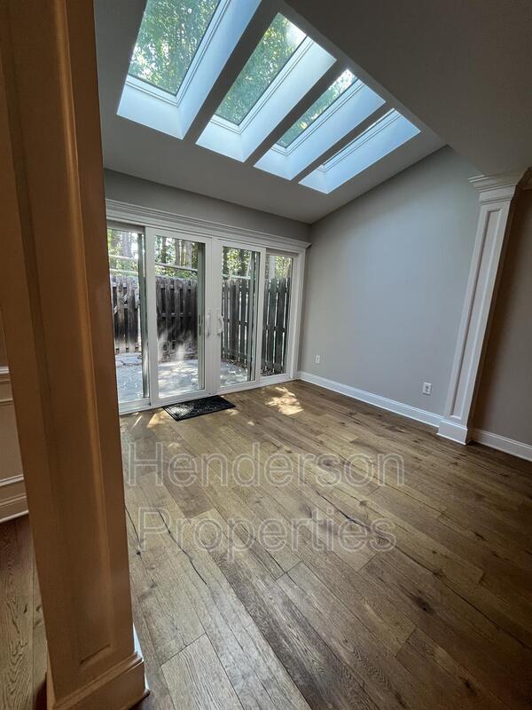 Building Photo - 9330 Timothy Ct