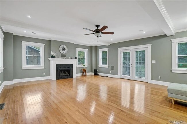 Building Photo - 41 Oakland Ave