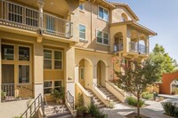 Building Photo - 3 Bed 2 Bath Condo Near Great Mall - Milpitas