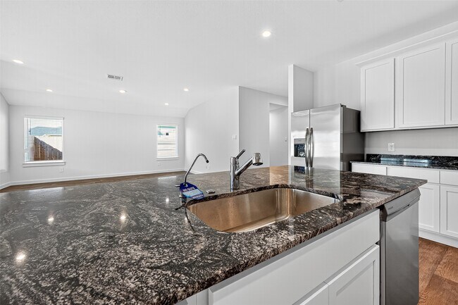 Building Photo - 4215 Russet Elm Ln
