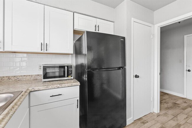 Building Photo - 7505 St Amant Pl