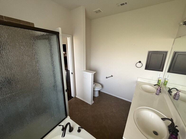 Building Photo - 214 Cita Roost