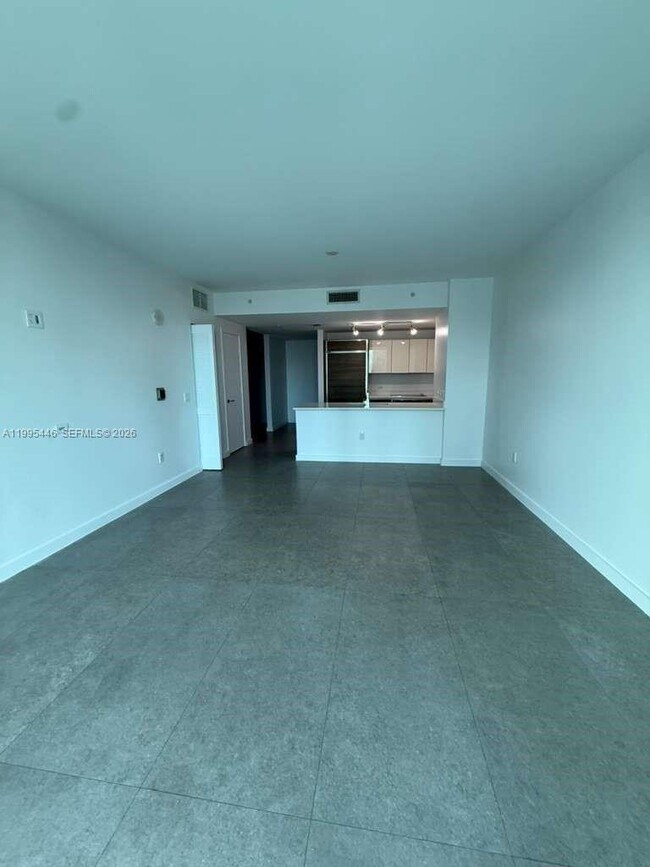 Building Photo - 1100 S Miami Ave