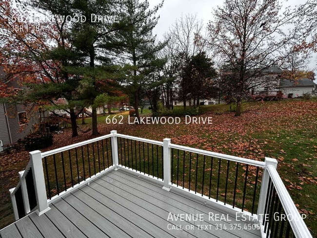 Building Photo - 662 Lakewood Dr