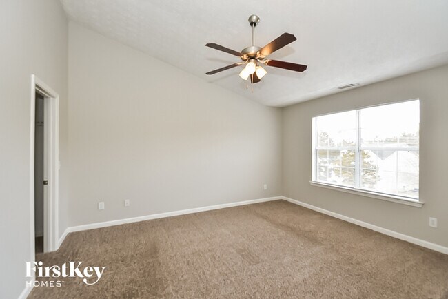 Building Photo - 4524 Swan Trce