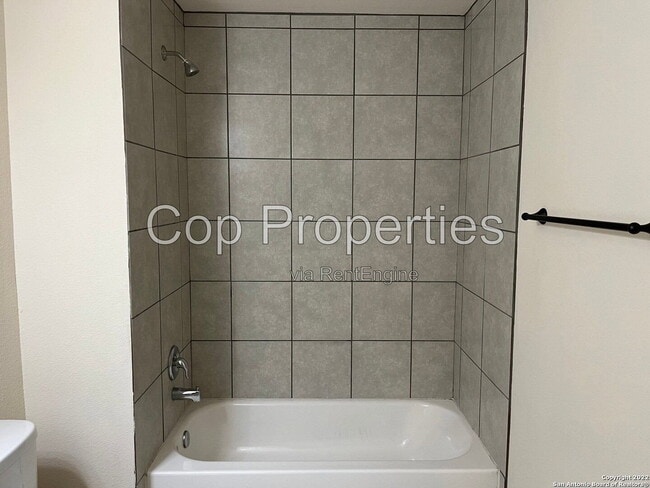 Building Photo - 8712 Azul Sky Ct