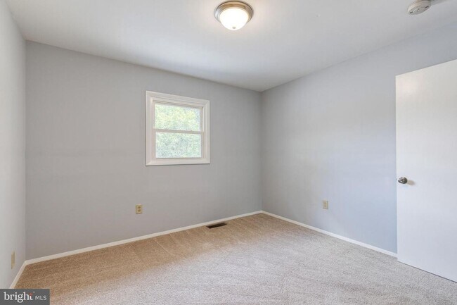 Building Photo - 1099 Snow Hill Ln