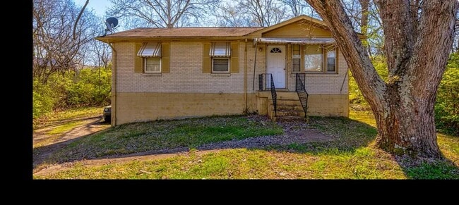 Building Photo - 105 Mayme Ct