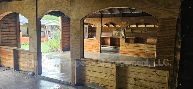 Building Photo - 3864 Wendell St