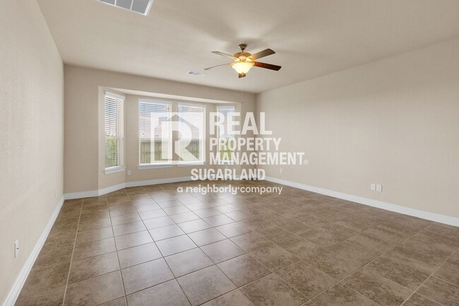 Building Photo - 18607 Pelham Grove Ln
