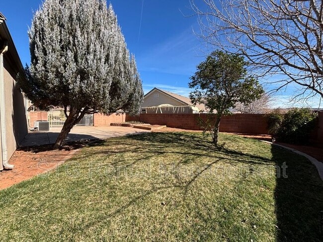 Building Photo - 348 E 1060 S