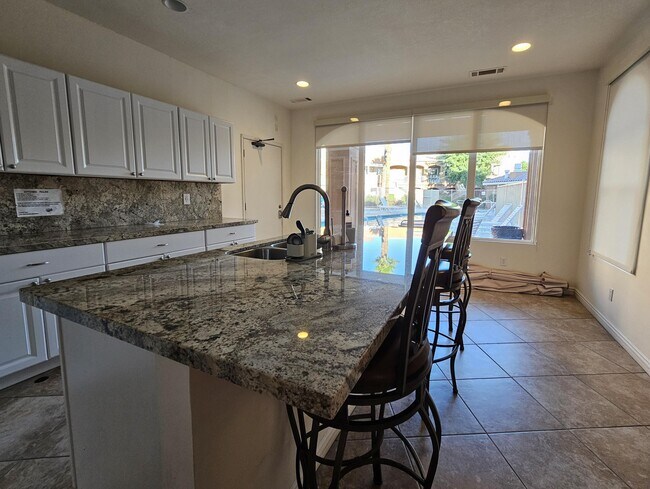 Building Photo - 45245 Seeley Dr