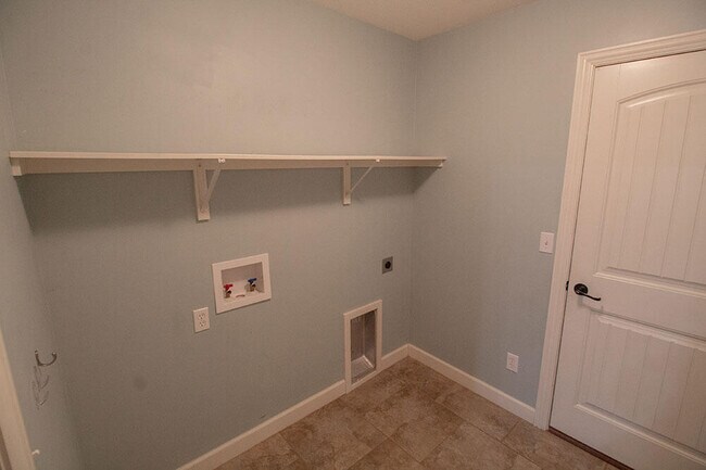 Building Photo - 7504 Wellford Ct