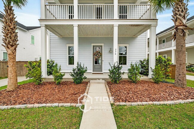 Building Photo - Private Retreat with Modern Upgrades