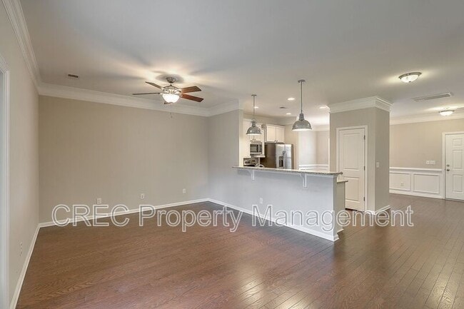 Building Photo - 270 Swallowtail Ln