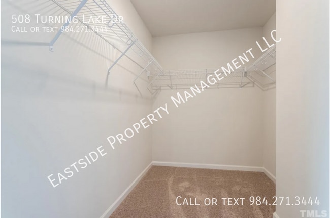 Building Photo - 508 Turning Lk Dr