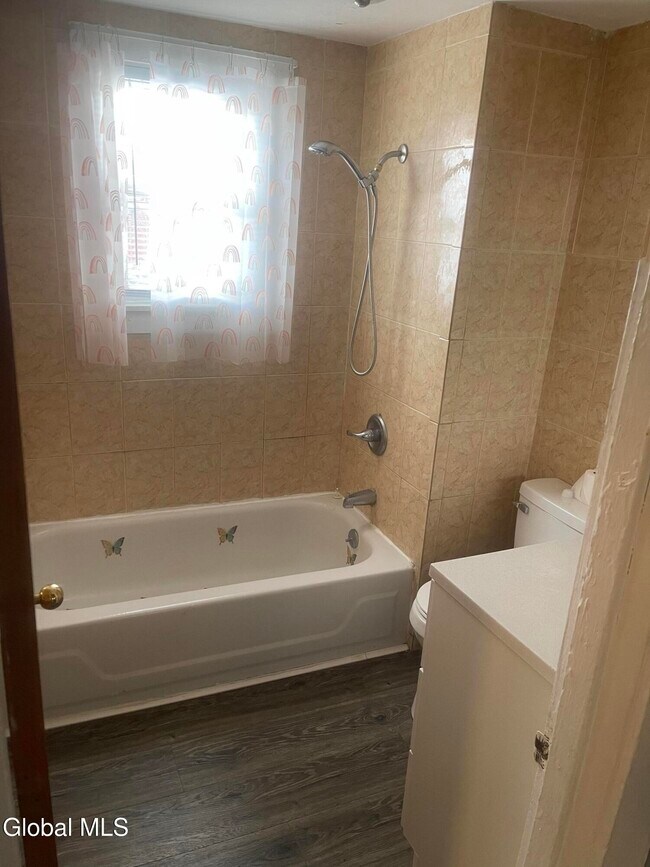 Building Photo - 2 Broadway