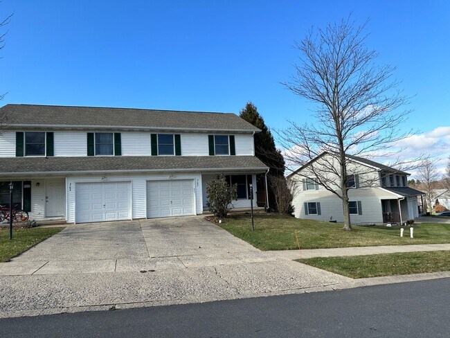 Building Photo - 3182-3184 Shellers Bend