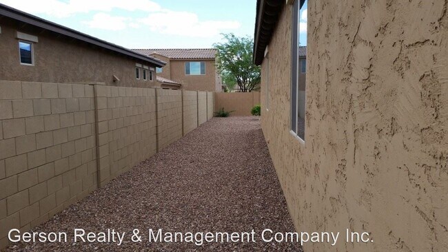 Building Photo - 14391 W Desert Flower Dr