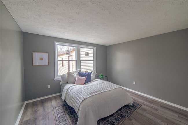 Building Photo - Single Family Ranch close to UofR & Strong Hospital